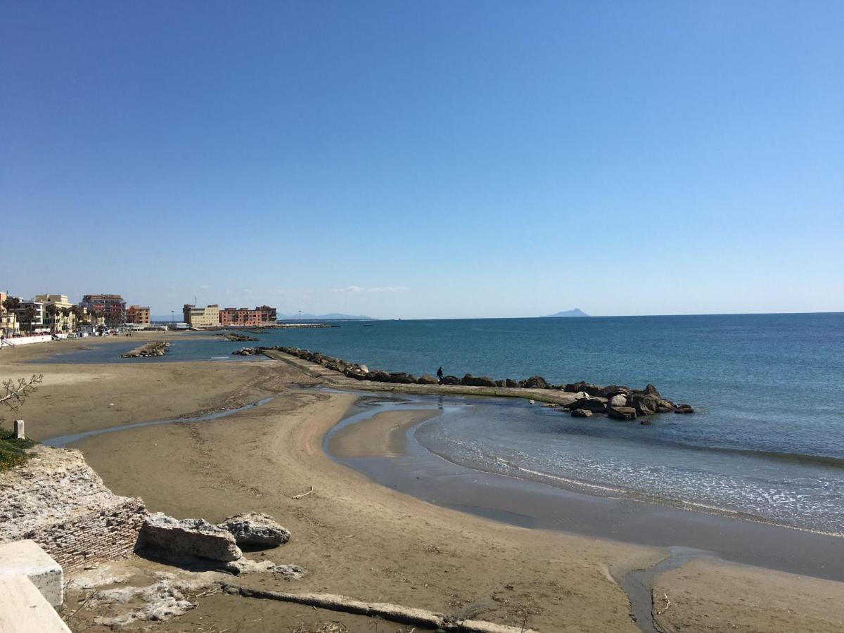 Alloggio Turistico Dea Bendata Anzio Exteriér fotografie